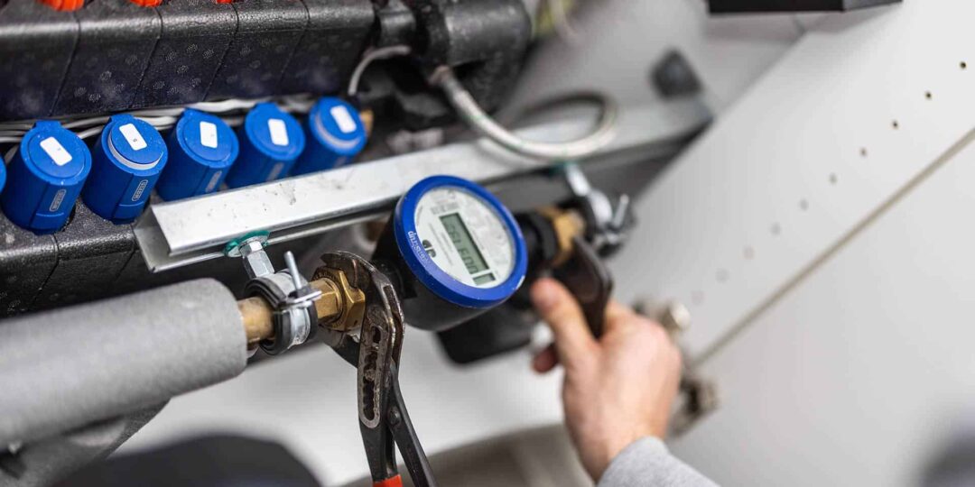 Få billig og bæredygtig varme i hjemmet med fjernvarme installation