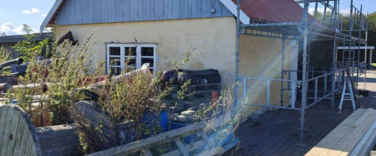 Spar tusinder på varmeregningen: Derfor er et nyt tag den mest effektive energirenovering.